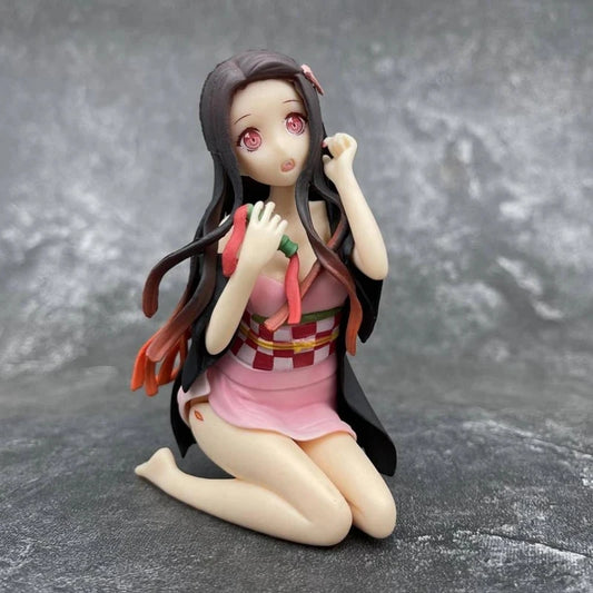 12cm Demon Slayer Nezuko Kamado Kneeling PVC Doll – Kimono Dress-Up Model